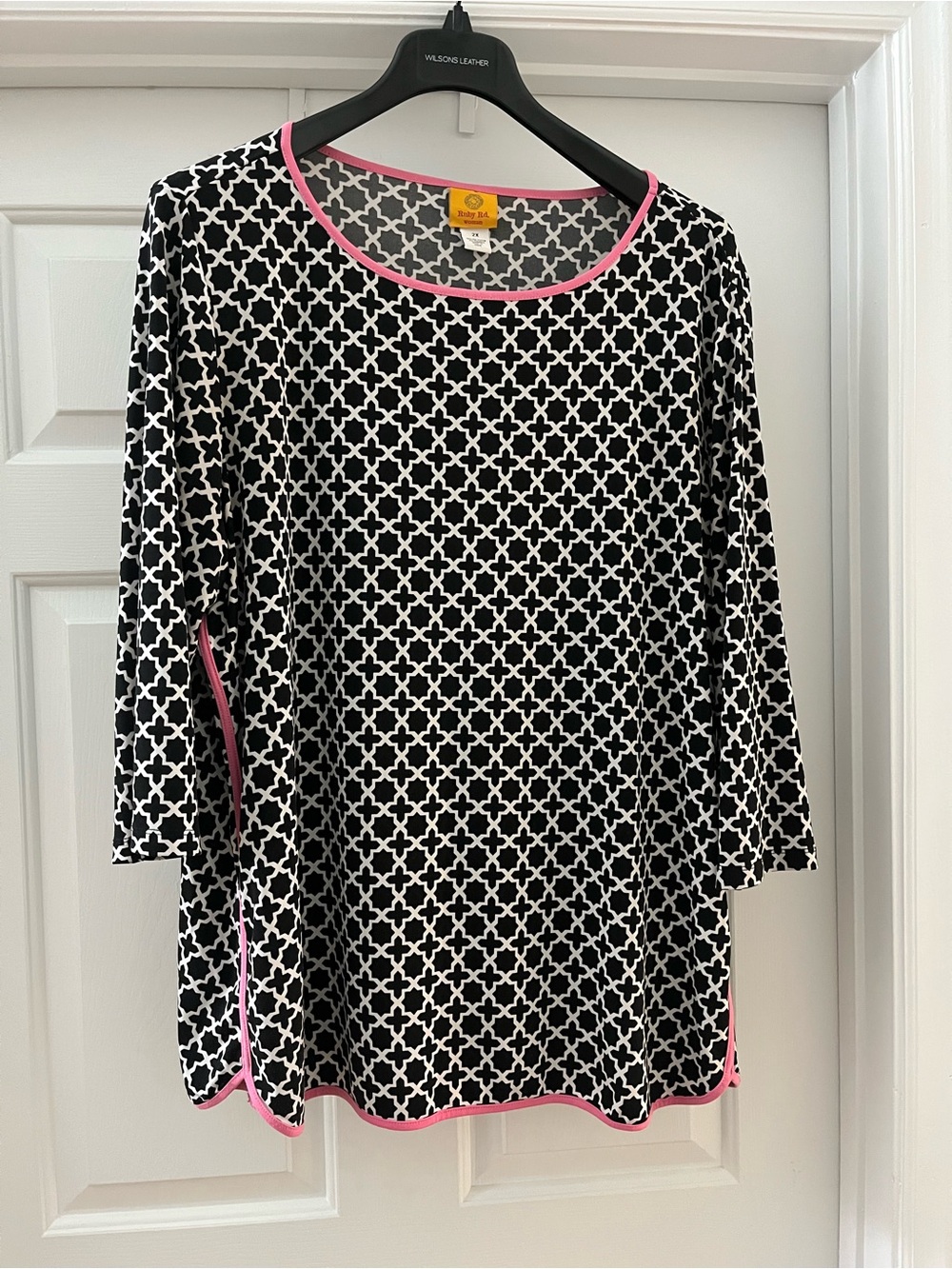 Ruby Rd. Black & White Geometric Long Sleeve Top with Pink Trim